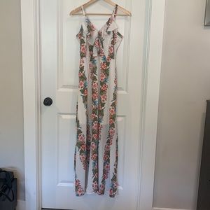 Maxi Dress by Jin D G | Size: S | Color: White with Flowers